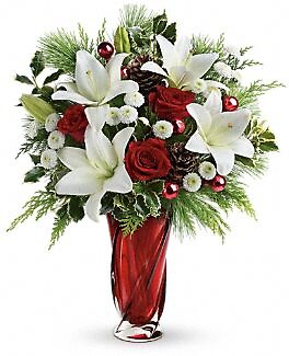 Teleflora&#039;s Christmas Swirl Bouquet